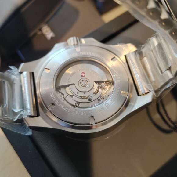 Victorinox I.N.O.X. Automatic Blue Dial Men's Watch 241835 - Picture 3 of 3